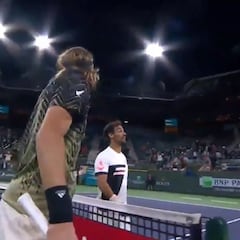 Tsitsipas, enemigo público número uno del tenis mundial