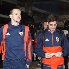 El Valencia cierra el mercado sin el lateral derecho deseado