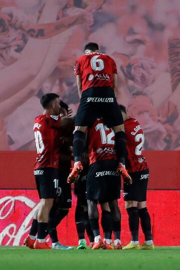 1-0. Vedat Muriqi celebra el primer gol.