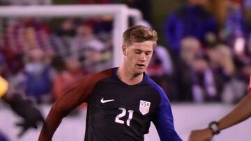 El defensor central de 25 años de edad quiere seguir su carrera en el viejo continente por lo que rechazó la última oferta realizada por el LAFC.