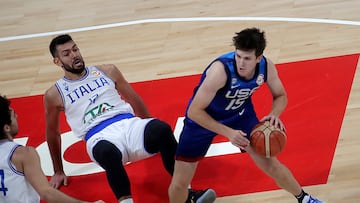 En un partido sin historia, Estados Unidos destrozó a Italia a base de ritmo y triples para olvidar la derrota ante Lituania y pasar a semifinales, donde esperará a Alemania o Letonia.