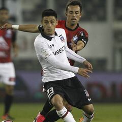 El impacto del regreso de Baeza al mediocampo de Colo Colo