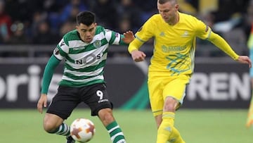 Acu&ntilde;a (izquierda) con el Sporting de Portugal.