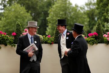 Ascot vuelve lleno de looks extravagantes y mucho glamour