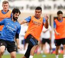 El Madrid prepara la final de la Supercopa preocupado por un brote
