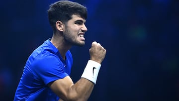 Carlos Alcaraz celebra un punto con Casper Ruud ante Frances Tiafoe y Ben Shelton en la Laver Cup.