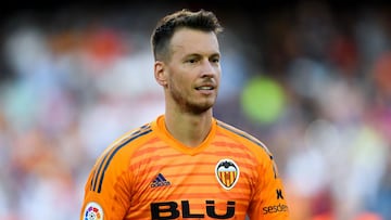 Barcelona: Neto replaces Cillessen at LaLiga giants