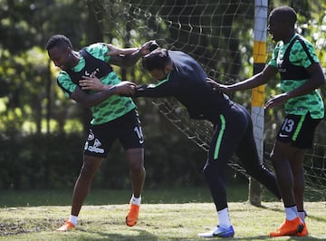 Atlético Nacional se prepara para enfrentar a Colo Colo en la Libertadores y a Huila en la semifinal de la Liga Águila.