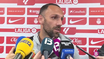 El delantero del Mallorca, Vedat Muriqi, atiende a los medios en Son Moix.