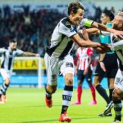 PSV pierde el invicto en liga al caer 1-2 ante Heracles Almelo