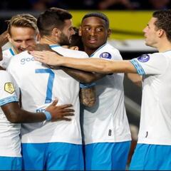 PSV Eindhoven continúa perfecto en la Eredivisie con el 'Chucky'