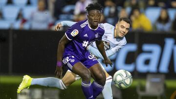 Salisu con Iago Aspas.