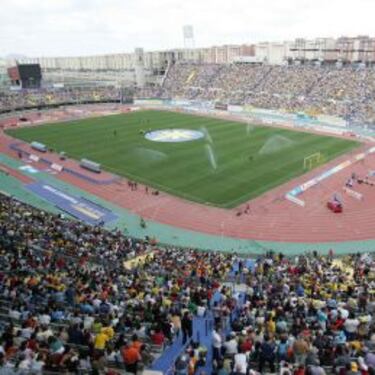 Las Palmas quiere la victoria y hurgar en las heridas del colista