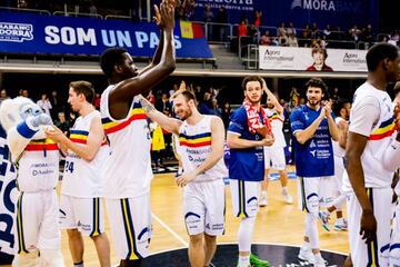 Los jugadores del MoraBanc Andorra celebran una victoria.