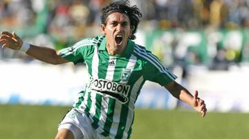 Sergio Galván Rey jugó en Colombia entre 1996 y 2011. Estuvo en Once Caldas, Nacional, América y Santa Fe, tiempo en el logró 224 goles y se convirtió en el máximo goleador histórico de la Liga Colombiana.