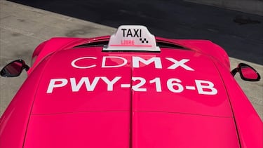 ¿Un Bugatti de taxi? El auto de Don Huayra que sorprende a todo México