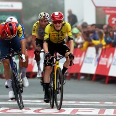 Resumen de la Vuelta a España 2025: resultados y ganador de la etapa 2