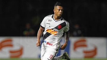 El colombiano estuvo presente en una transmisión en vivo por parte del equipo junto al delantero Talles Magno.