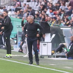 Fran Escribá: “Es ridículo dar explicaciones porque hicimos un partido espantoso”