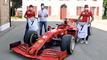 Cristiano visita junto a la directiva el cuartel general de Ferrari