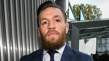 Conor McGregor saliendo de la Corte en Dubl&iacute;n, Irlanda. Noviembre 01, 2019.