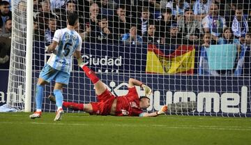 Alfonso Herrero no pudo impedir el gol de Yeremay.