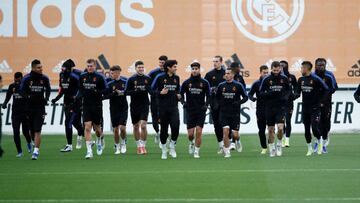 Los jugadores del Real Madrid, durante el &uacute;ltimo entrenamiento antes de medirse al Sevilla.