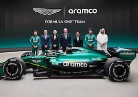 Aston Martin luce el AMR26