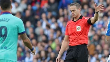 Alberola Rojas, de modelo y 'mister'... a árbitro de Primera