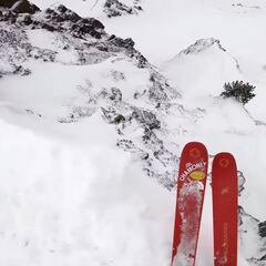 Demoledora bajada de Léo Slemett para ganar en Andorra