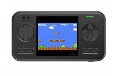 Consola con batería de 8000 mAh ¿o una powerbank con videojuegos?