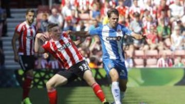 Víctor Sánchez, en acción ante el Southampton, está siendo uno de los más destacados de la pretemporada perica.