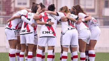 Más problemas en el fútbol femenino.
