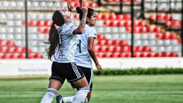 El conjunto rojinegro sufrió durante los 90 minutos del partido, pero con penal incluído lograron sacar el triunfo ante unas Gallitas que salieron por todo.