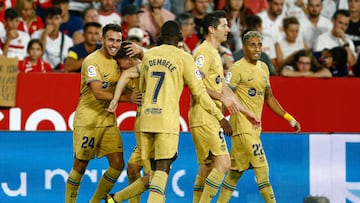 Eric Garcia of FC Barcelona celebrates with his teammates after scoring the 0-3 during the La Liga match between Sevilla FC and FC Barcelona played at Sanchez Pizjuan Stadum on Sep 3, 2022 in Sevilla, Spain. (Photo by Antonio Pozo / Pressinphoto / Icon Sport)