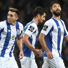 Héctor Herrera comanda la victoria del Porto