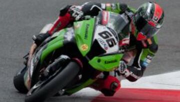 Tom Sykes en acción.