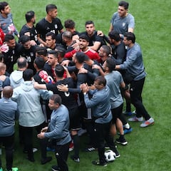 Queiroz ya está preparando el muro para poder frenar a España