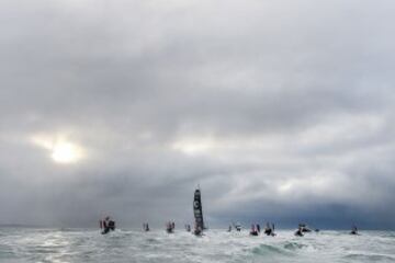 El navegante español Didac Costa terminó 14ª en su primera participación en la Vendee Globe. Llegando a  Les Sables-d'Olonne,costa occidental de Francia.