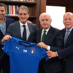 Mancini sustituye a Di Biagio como seleccionador italiano