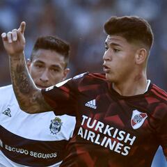 Juventus mira a Carrascal: ejemplos para crecer en Italia