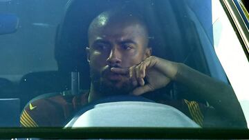 Rafinha, llegando a un entrenamiento del Barça.
