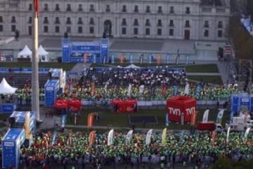 En la Alameda Bernardo O higgins, se dio inicio a una nueva versión de la Maraton de Santiago.