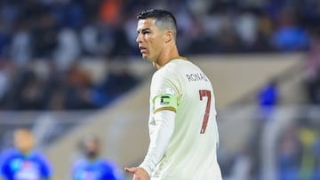 Cristiano Ronaldo cumple 38 años de edad y lo hace viviendo momentos complicados, pero después de conseguir su primer gol con Al Nassr en Arabia.