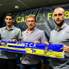 El Cádiz sigue de presentaciones con Juan Cala y Bodiger