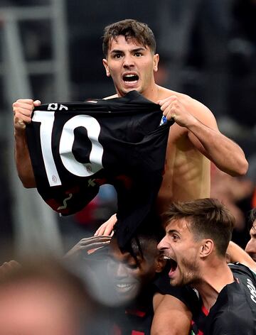 Brahim celebra con sus compañeros un gol marcado a la Juve en 2022.