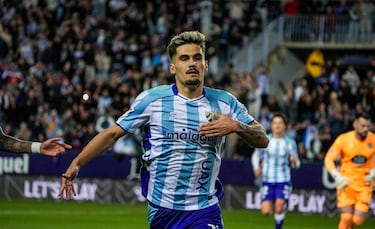 Tenía ganas de volver a marcar tras cinco jornadas de sequía y ante el Valladolid lo hizo por partida doble, marcando un penalti (que él mismo provocó) y una volea en una jugada a balón parado. Su lunar, un gol en propia puerta desafortunado.