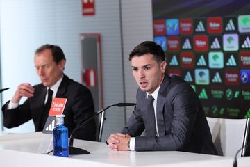 "Como dije el primer día: 'Hala Madrid, sólo Madrid'. Y lo sigo diciendo ahora: 'Hasta el final, vamos Real. ¡Hala Madrid!".