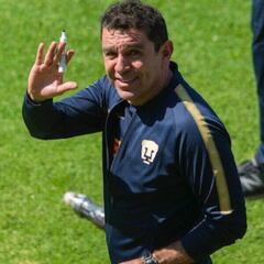 Siete motivos que anticiparon la salida de Patiño en Pumas