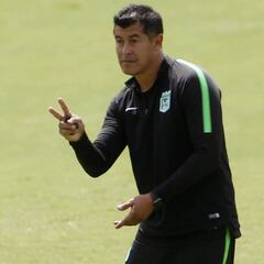 Jorge Almirón, otro de los DT's que suena para Argentina